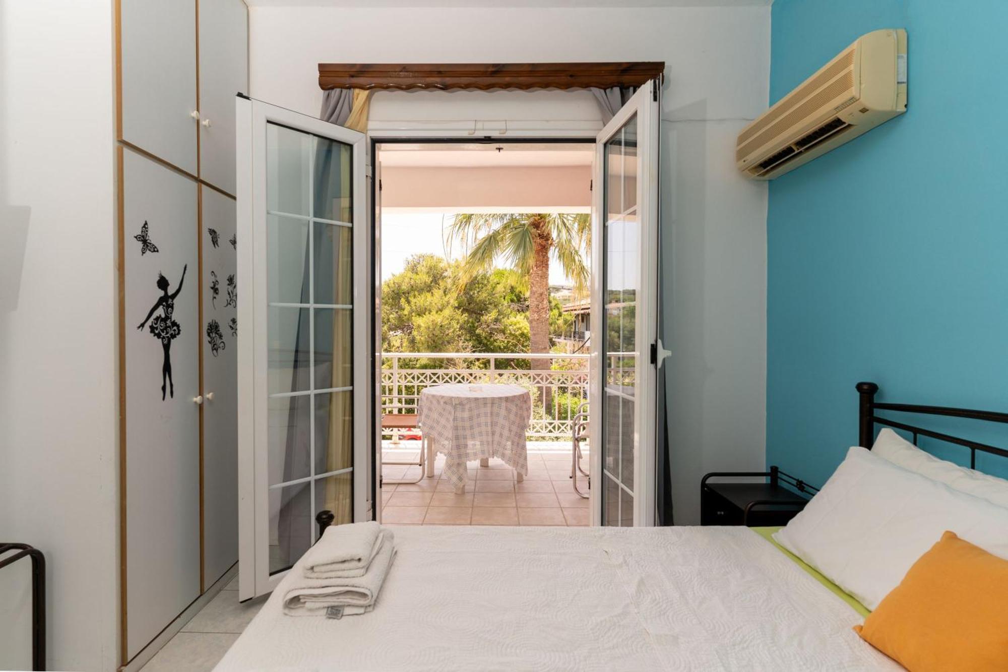 Standard Studios - Epsilon Tsilivi พลานอส ภายนอก รูปภาพ